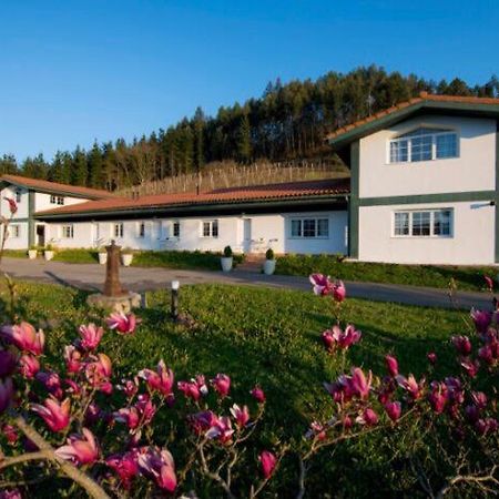 Sopuerta Apartamentos Turisticos Bizkar Bare מראה חיצוני תמונה