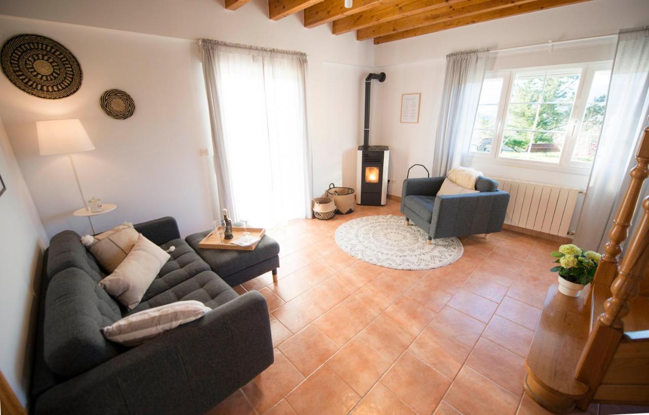 Sopuerta Apartamentos Turisticos Bizkar Bare מראה חיצוני תמונה